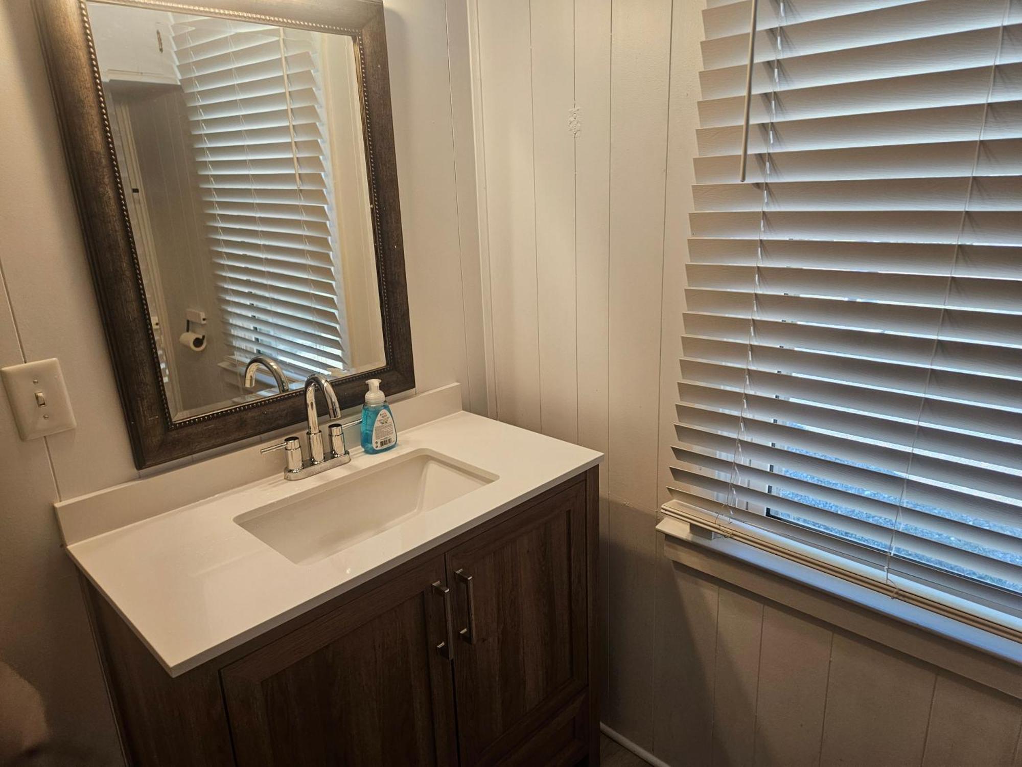 שרלוט Private Single Level Standalone House Large Lot - 3 Bedrooms מראה חיצוני תמונה
